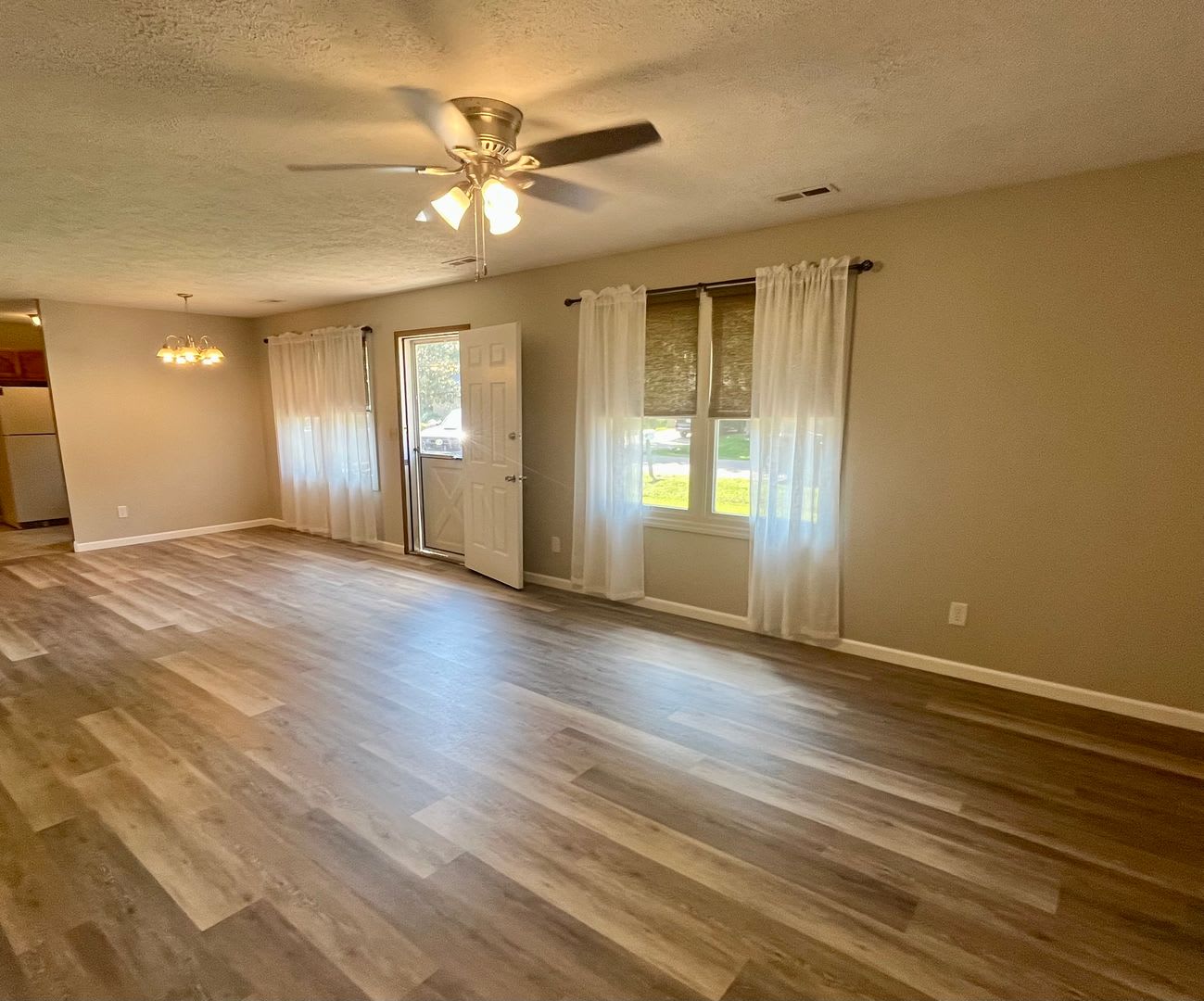 Two bedroom house in Holiday Shores! – photo 5