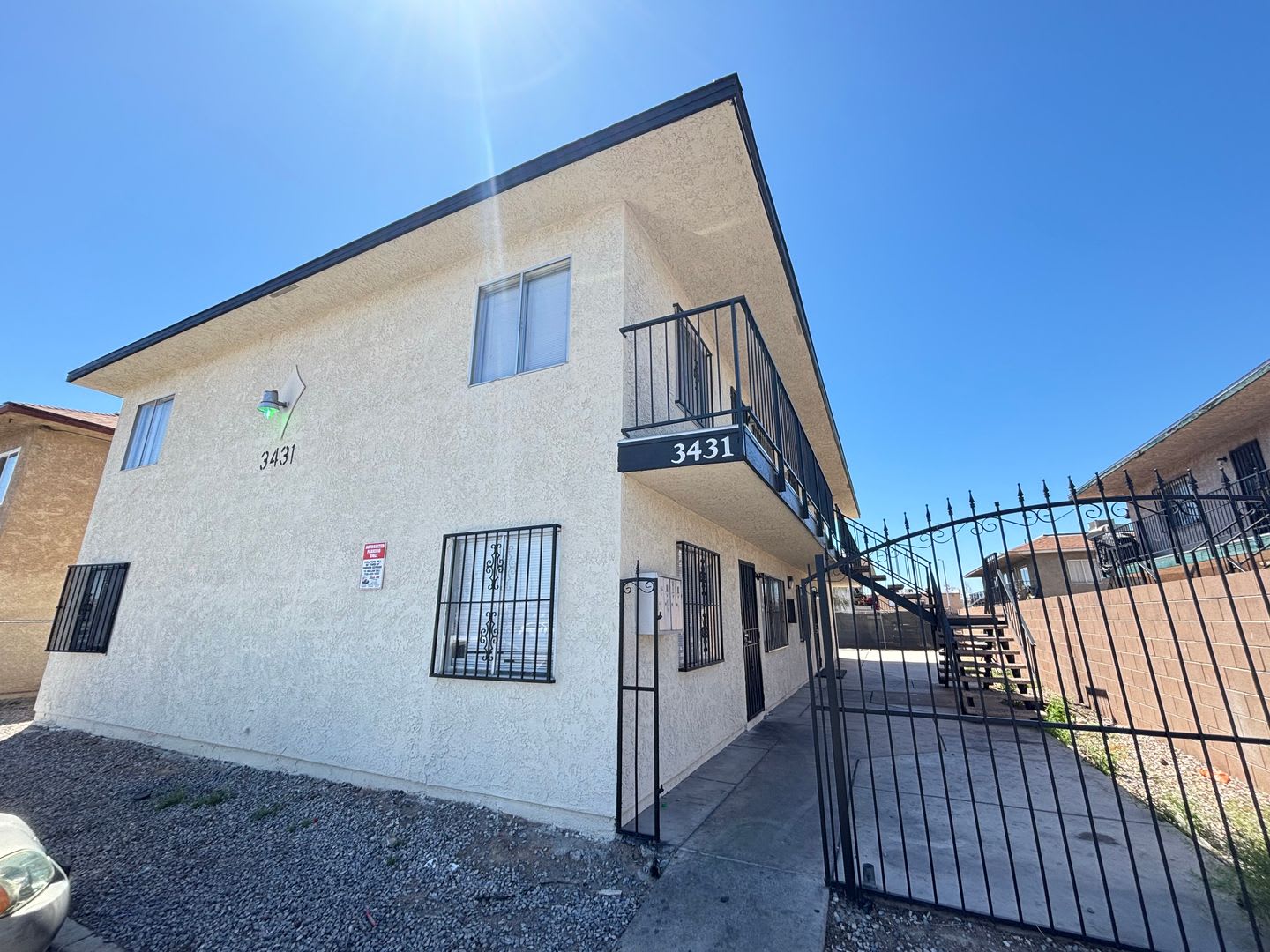 3431 E Cheyenne Ave Unit C – photo 1