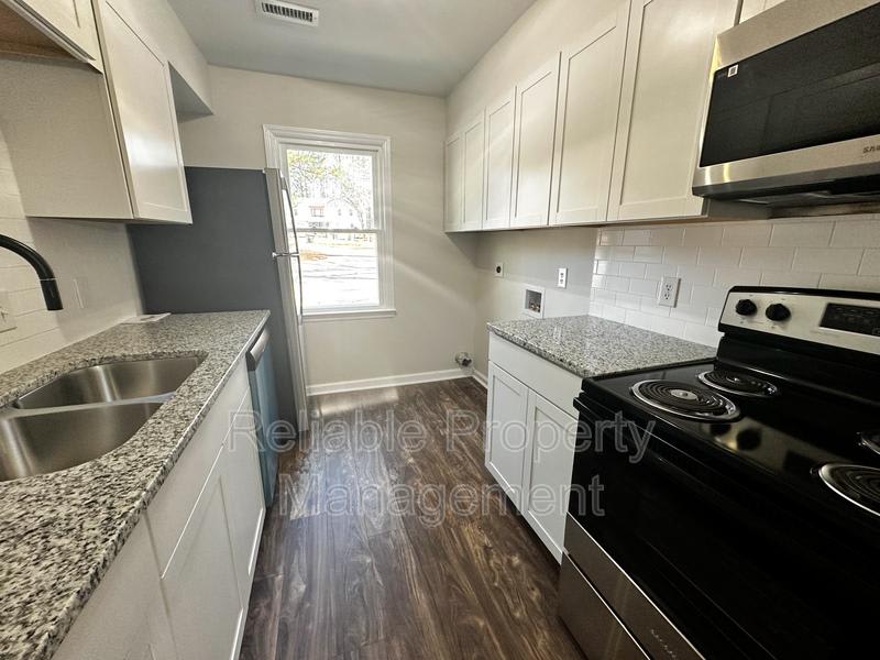 102 Stowe Place – photo 4