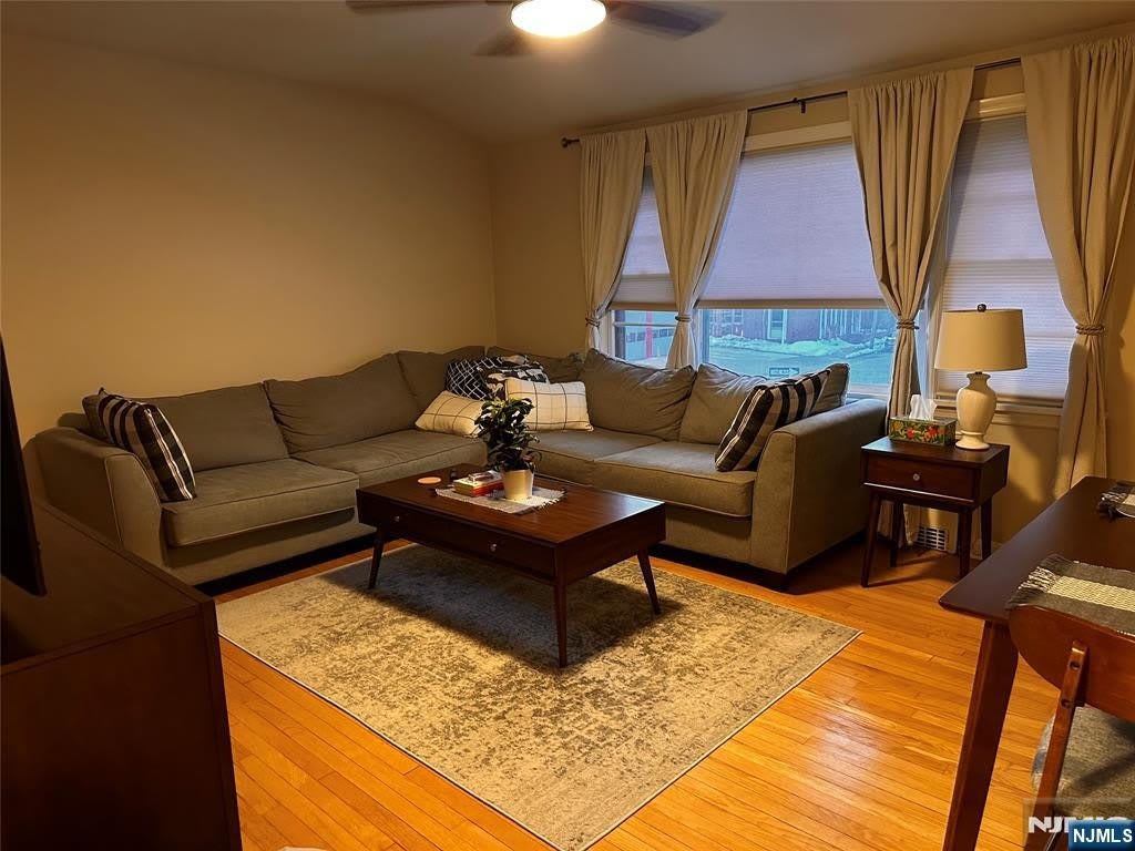 295 Grove Street – photo 4