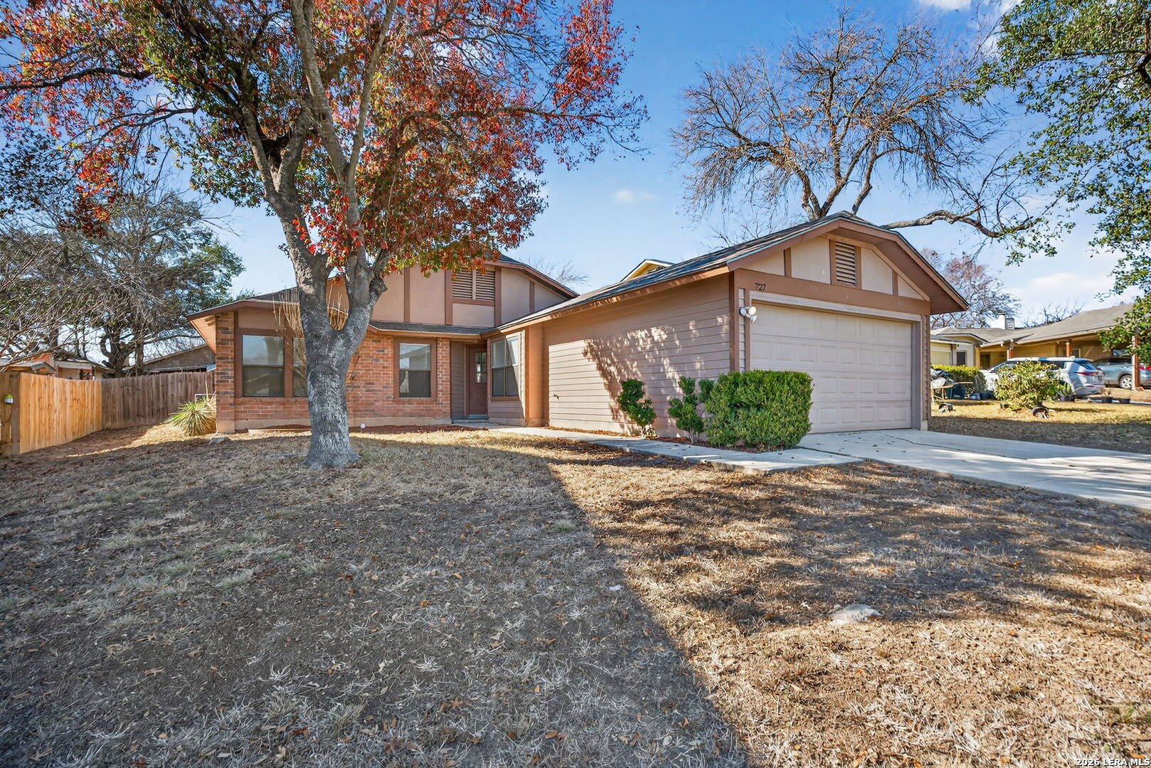 727 Cypressbrook Dr – photo 3