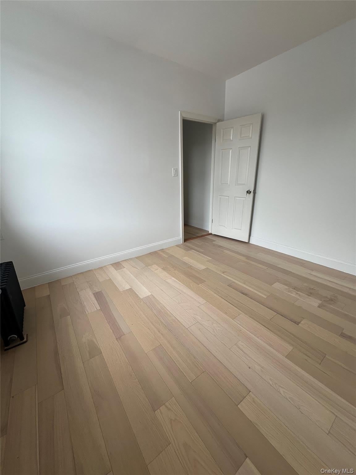 83 19 Northern Boulevard – photo 4
