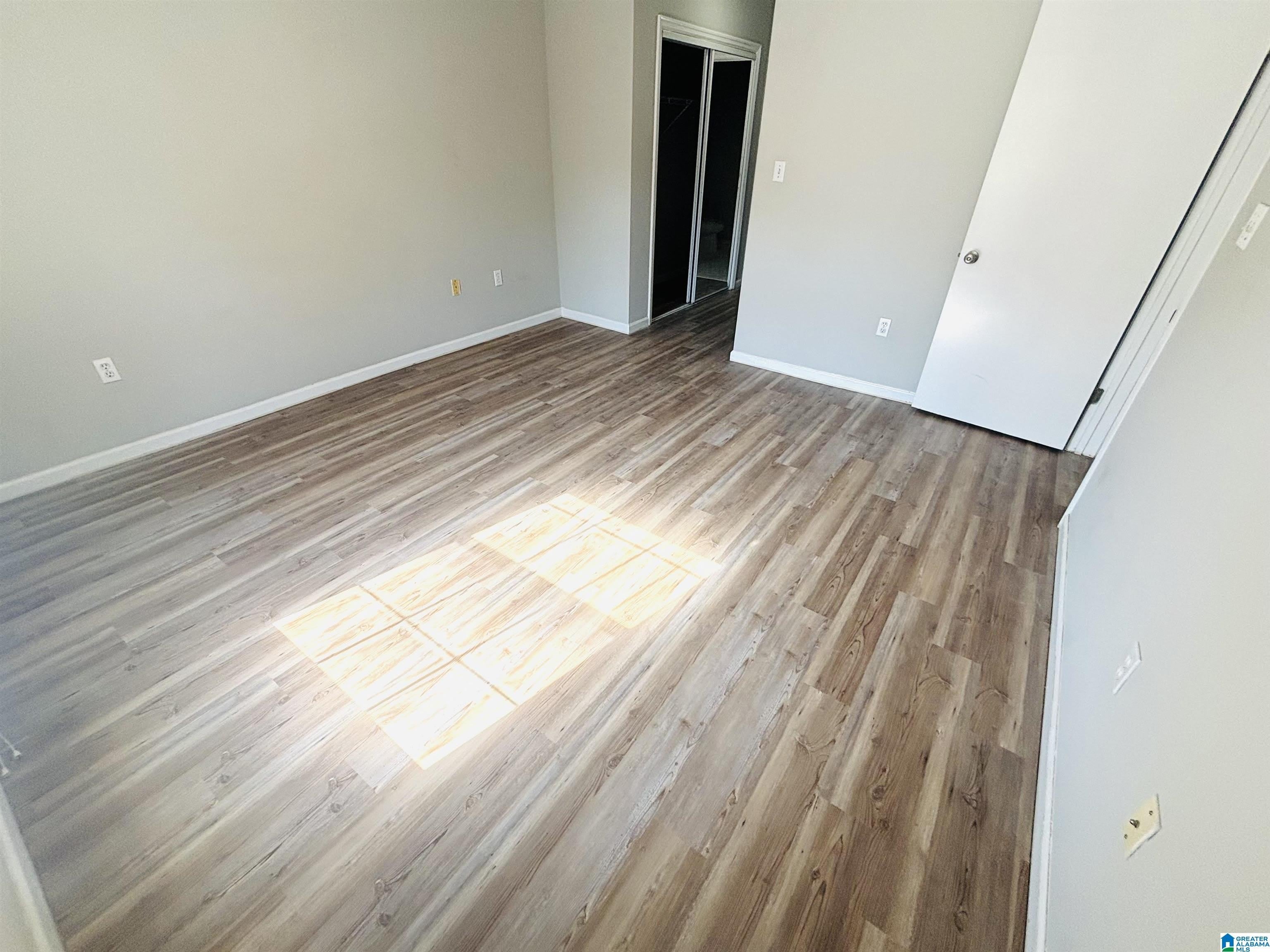 2514 Veterans Memorial Parkway – photo 5