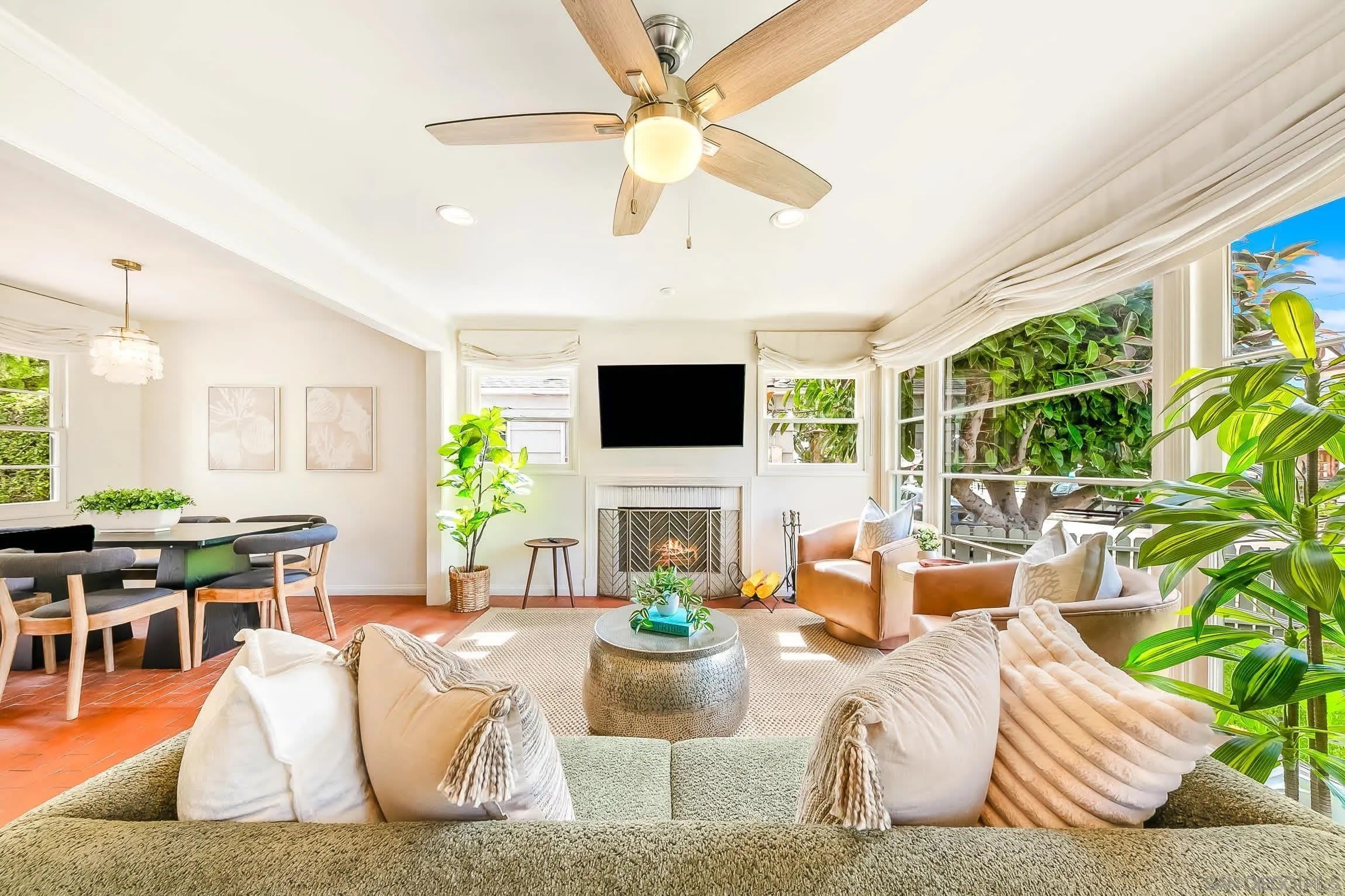723 Arenas – photo 3