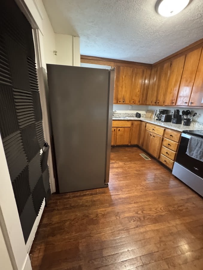 947 Hill Street – photo 5