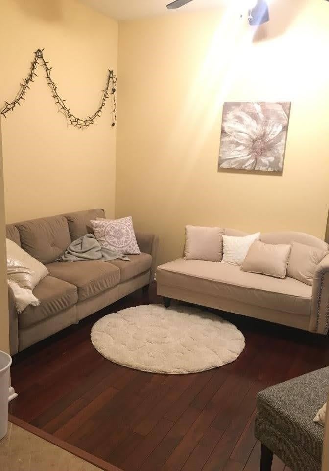 809 Park Ave – photo 2