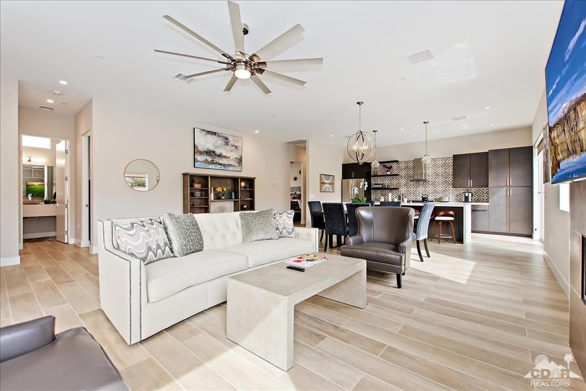 53720 Avenida Madero – photo 3