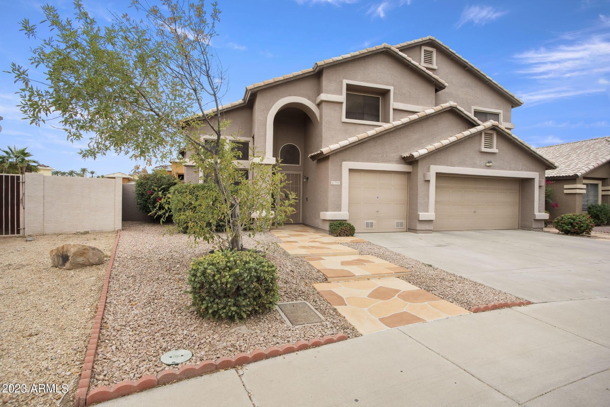 7775 N 52Nd Drive – photo 2