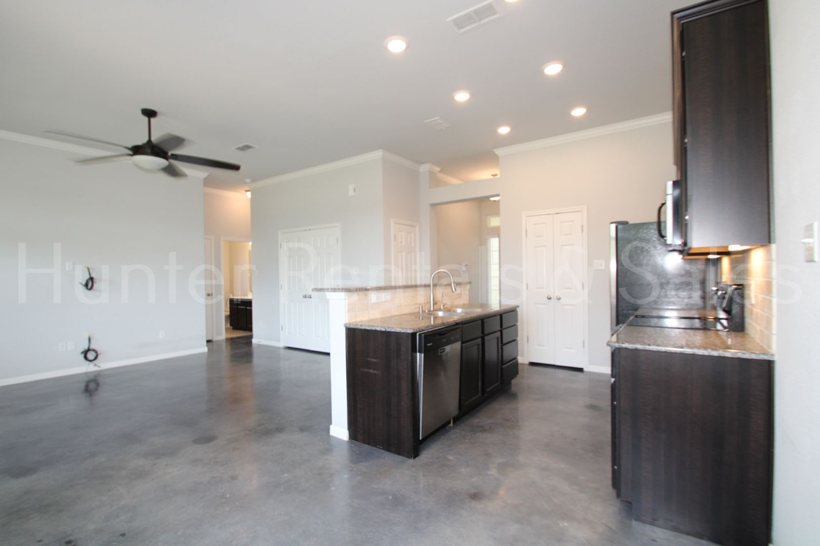 Beautiful 4 Bedroom Home in Gated Hills of Westwood – Energy Efficient & Loaded with Upgrades! – photo 5