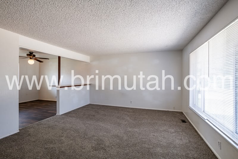 656 East 5640 South – photo 3