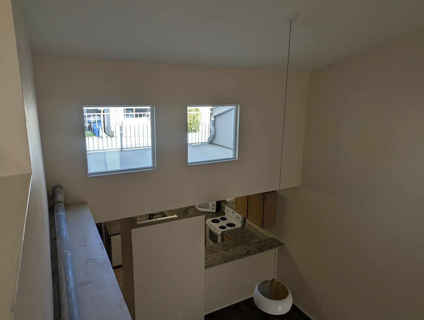 Cool 2 story townhouse – photo 5