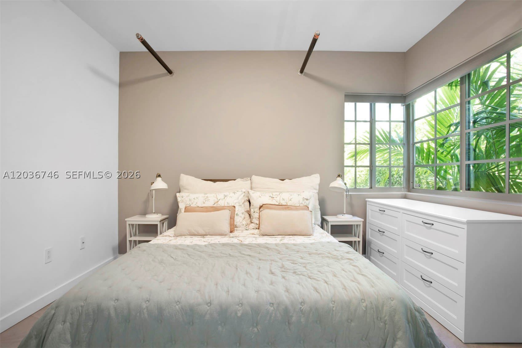901 3rd St – photo 2