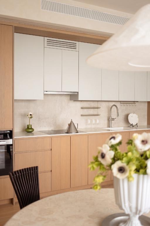 428 West 19th Street – photo 3