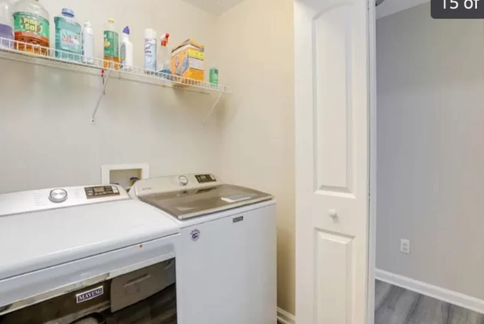 Room in 4 Bedroom Home at Woodstone Dr – photo 1