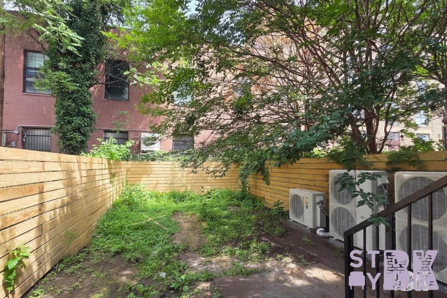 275 Nassau Avenue – photo 3