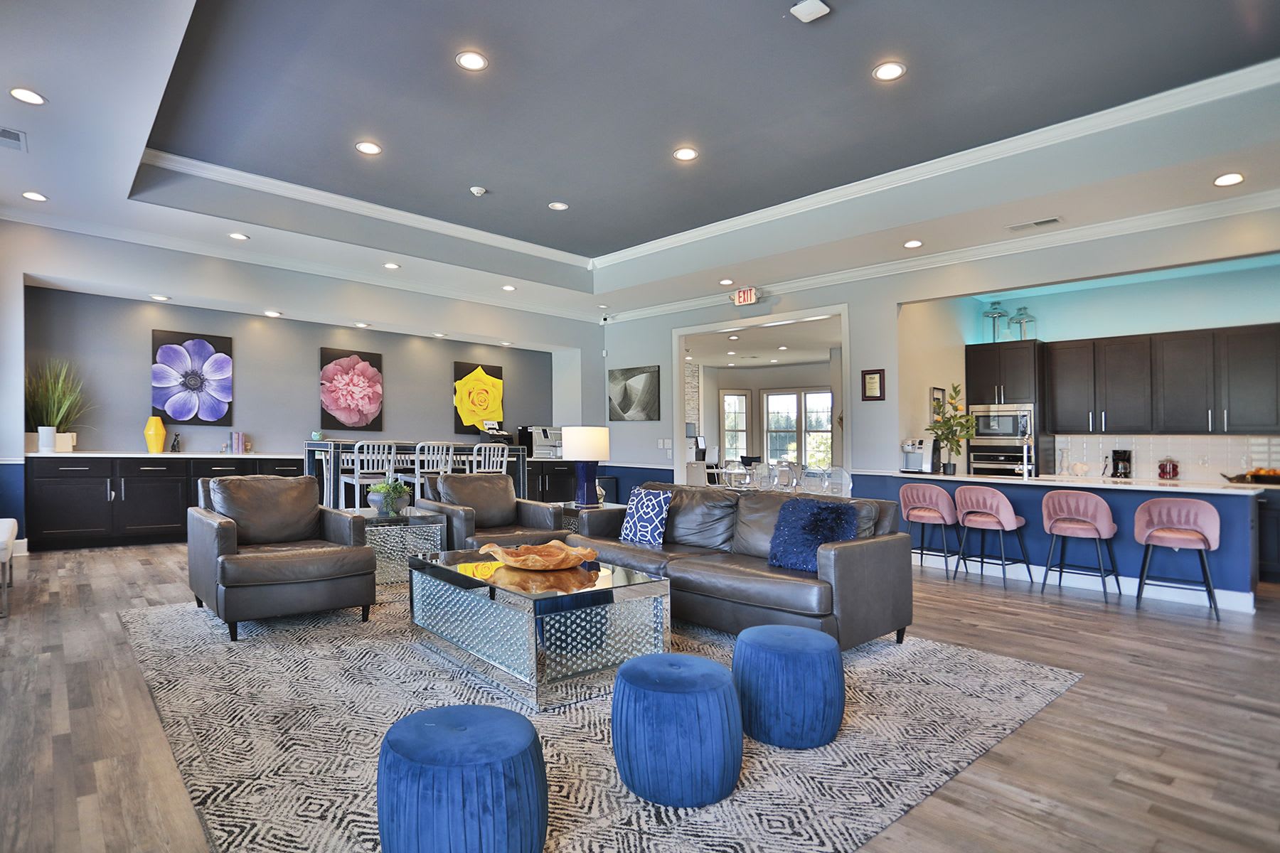 Sterling Lakes Apartments – photo 2