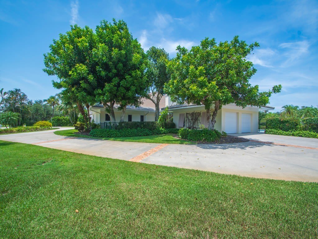 609 Lake Drive – photo 4