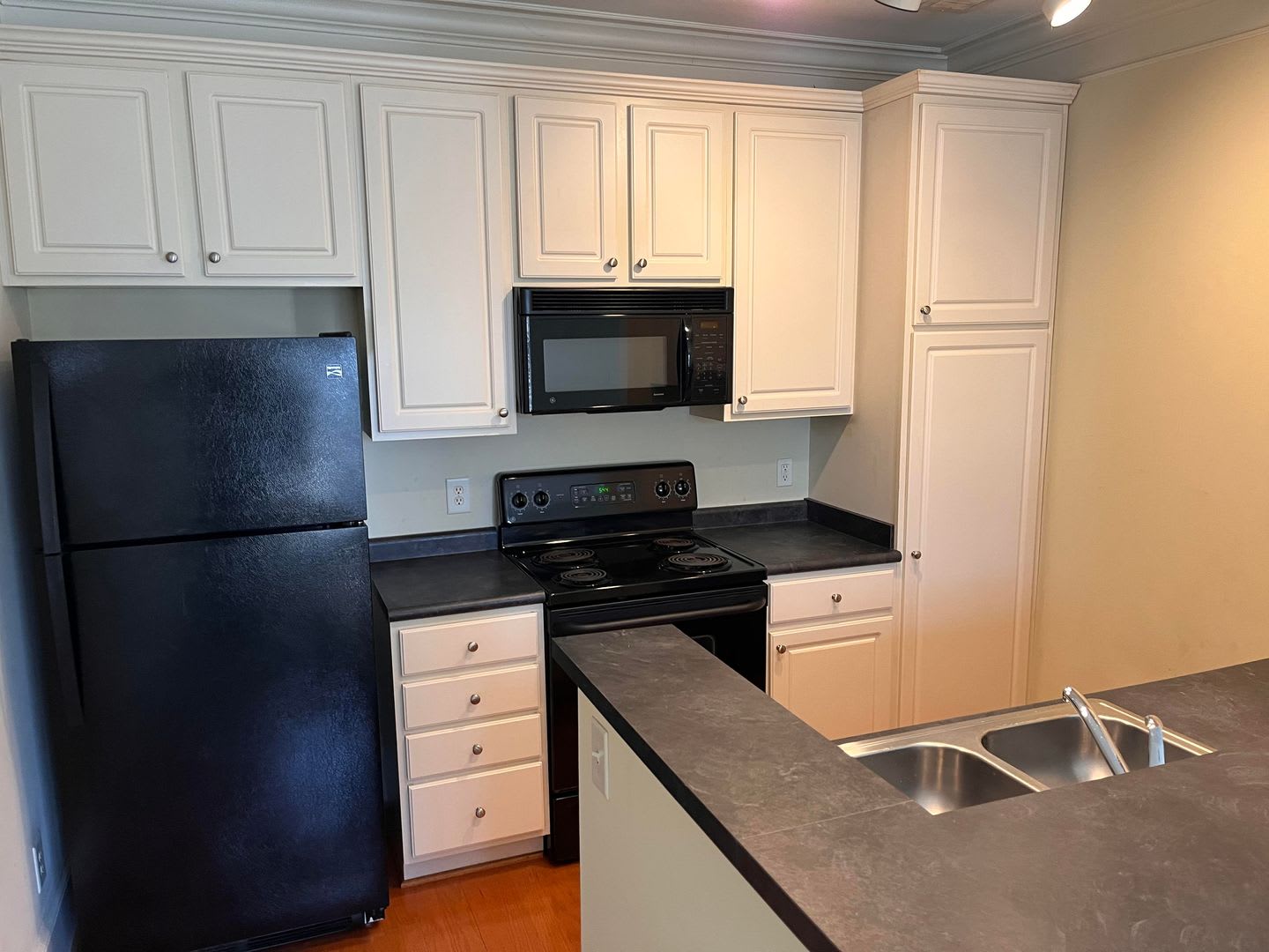 Secure Stylish 1 Bedroom In The Heart Of Midtown – photo 2