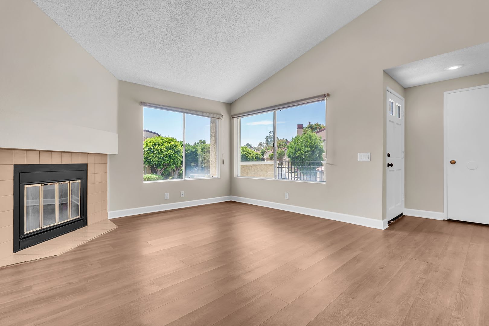 89 Stanford Ct – photo 5