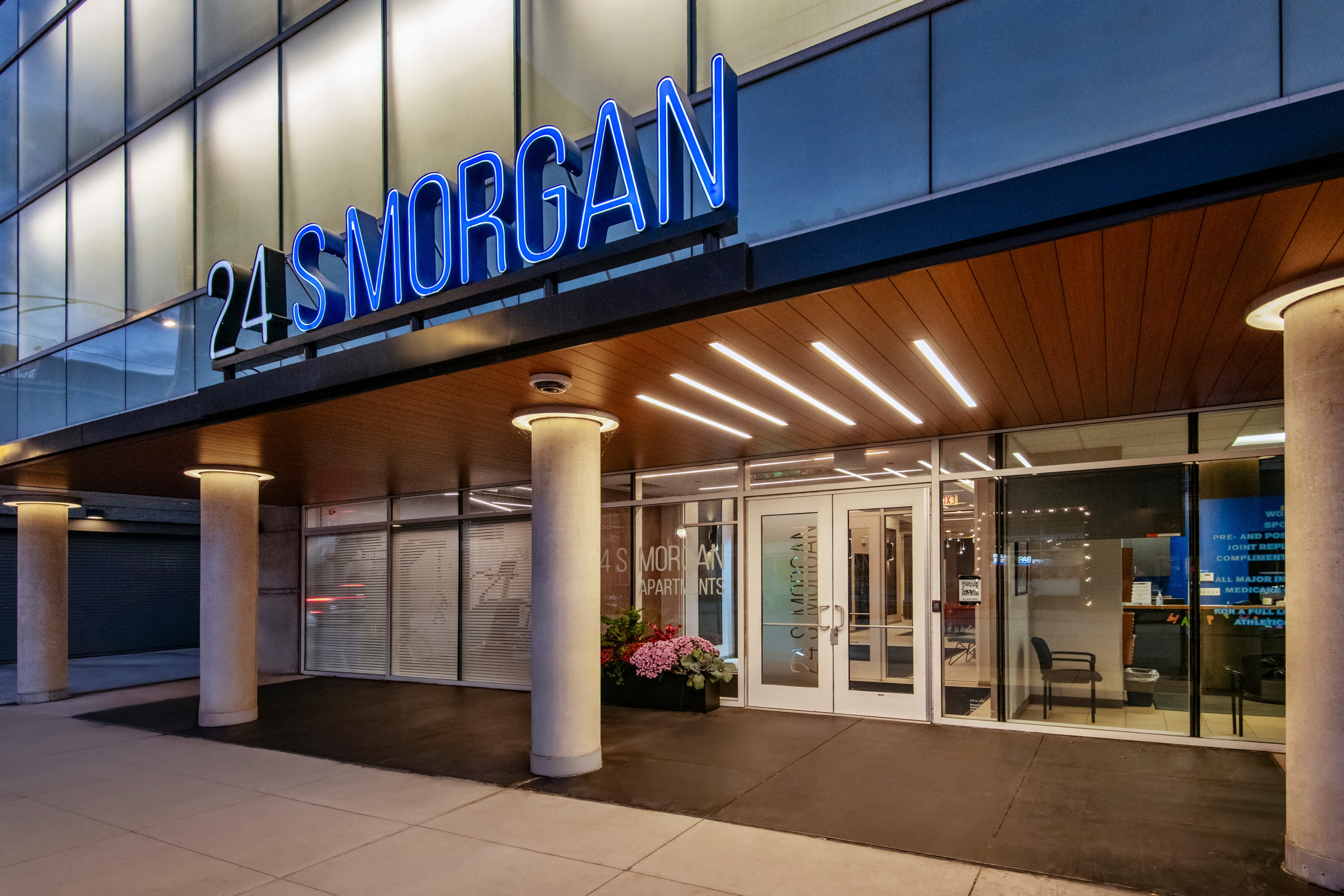 24 S Morgan – photo 4