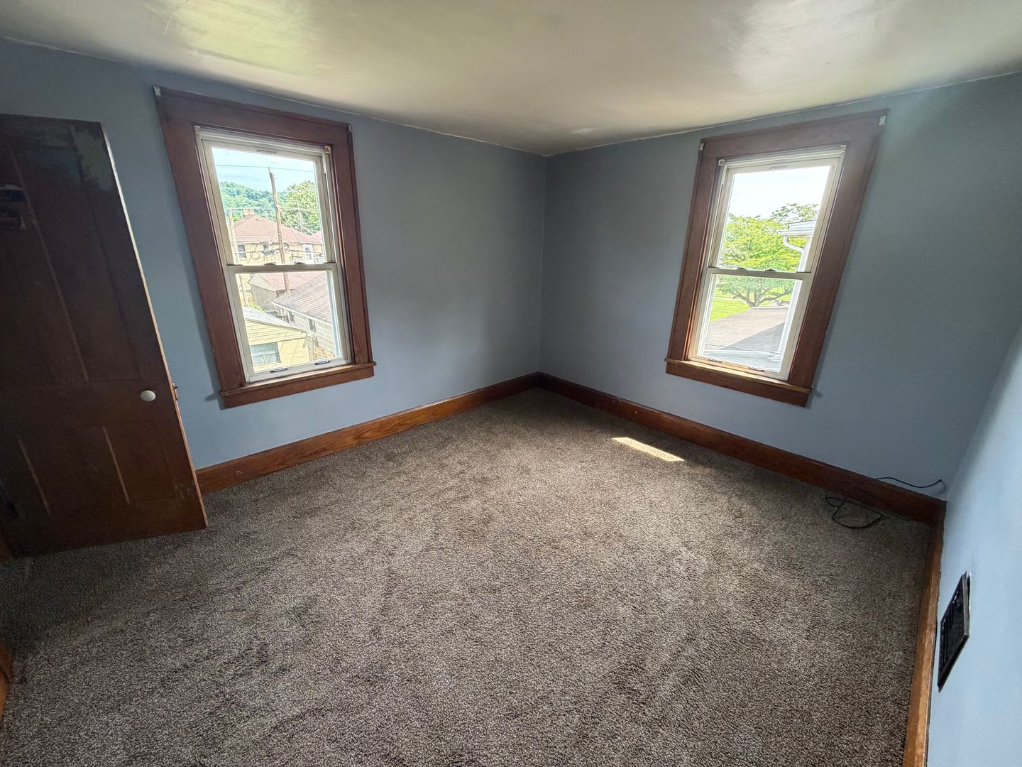 412-412 1/2 – photo 2