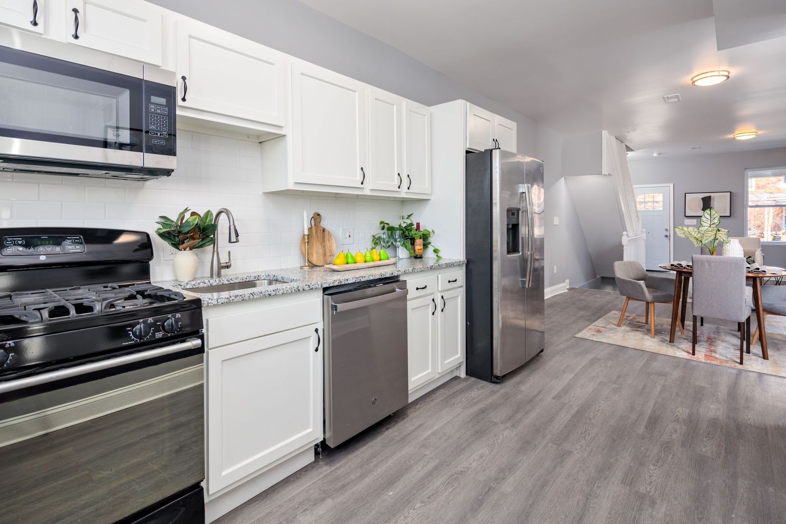 2726 Beryl Ave – photo 2