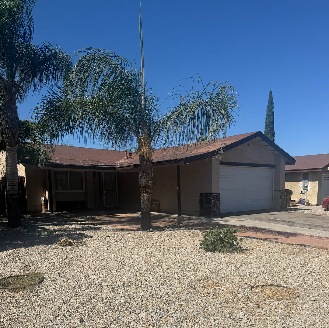 MUST SEE 2 BEDROOM 1 BATH!! MORE PHOTOS ARE COMING SOON.. – photo 1
