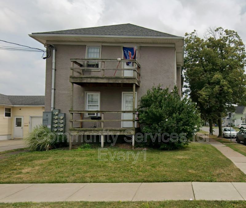 247 Roesch Ave – photo 1