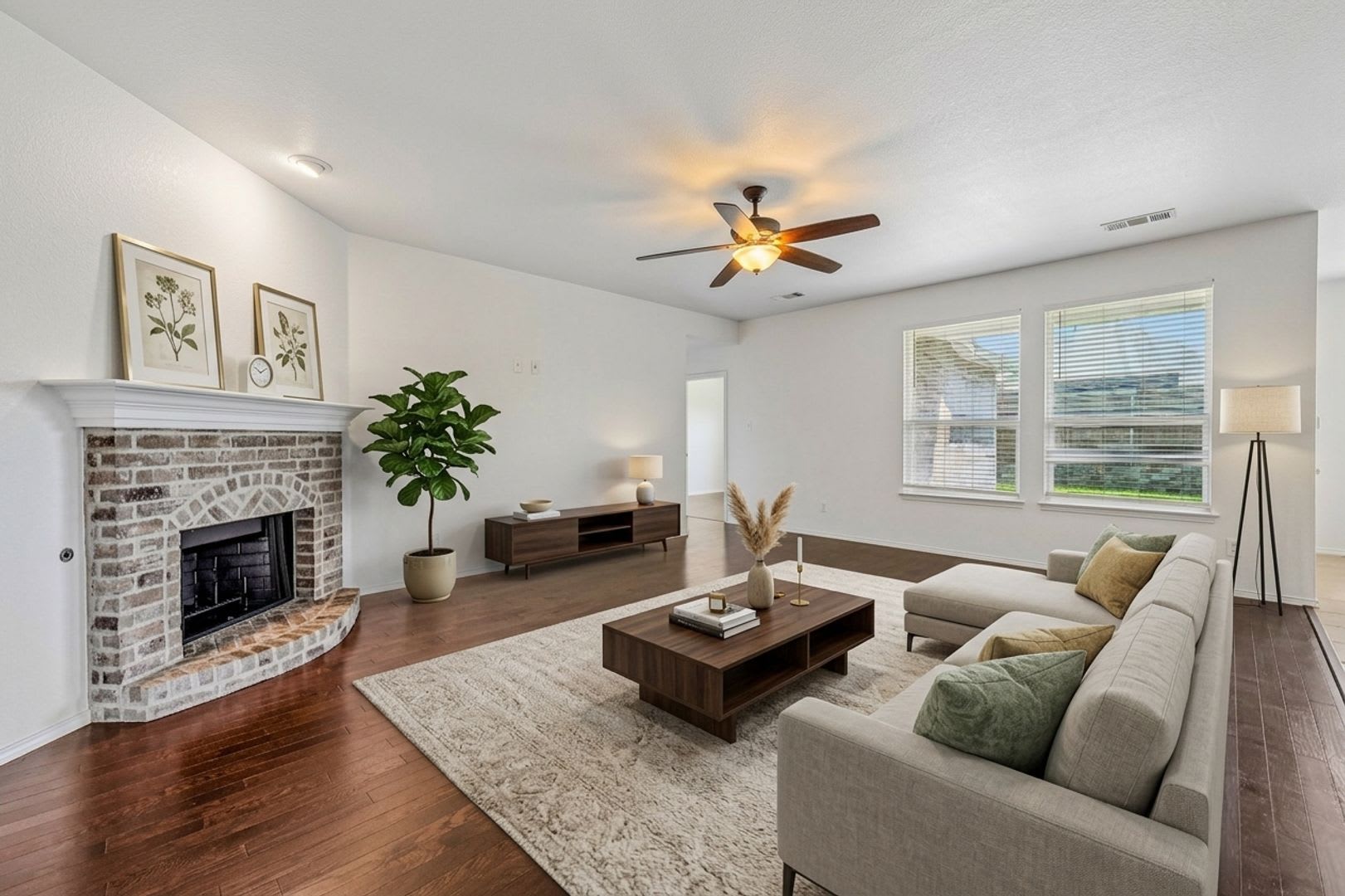 Exquisite 4-Bedroom Home in the Prestigious Light Farms Neighborhood – photo 5