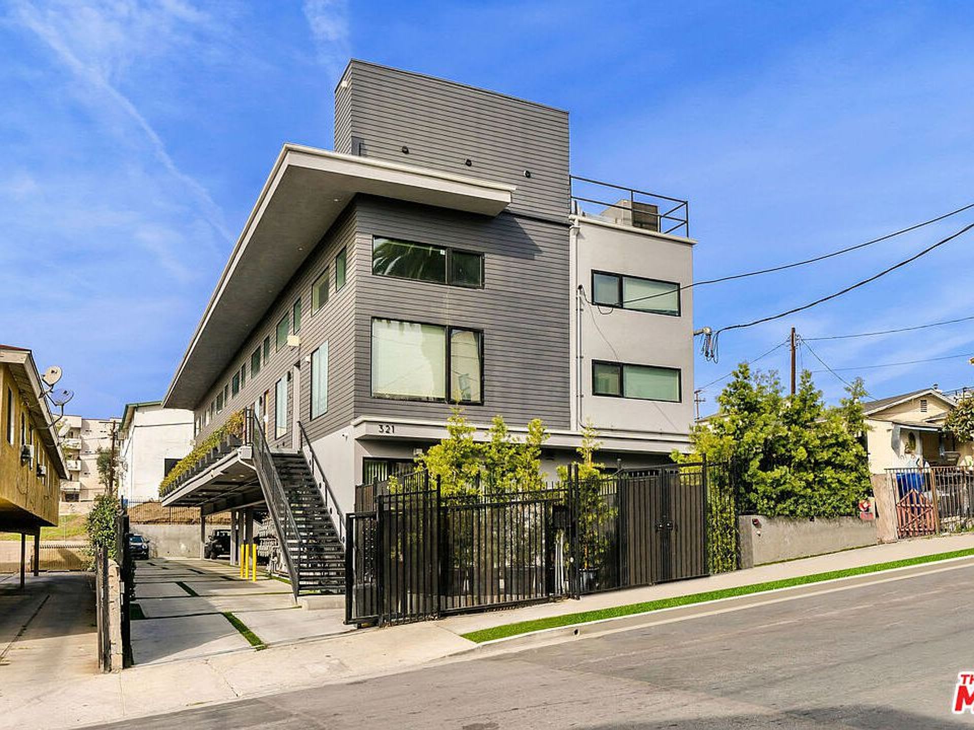 321 N. Bixel St. – photo 1