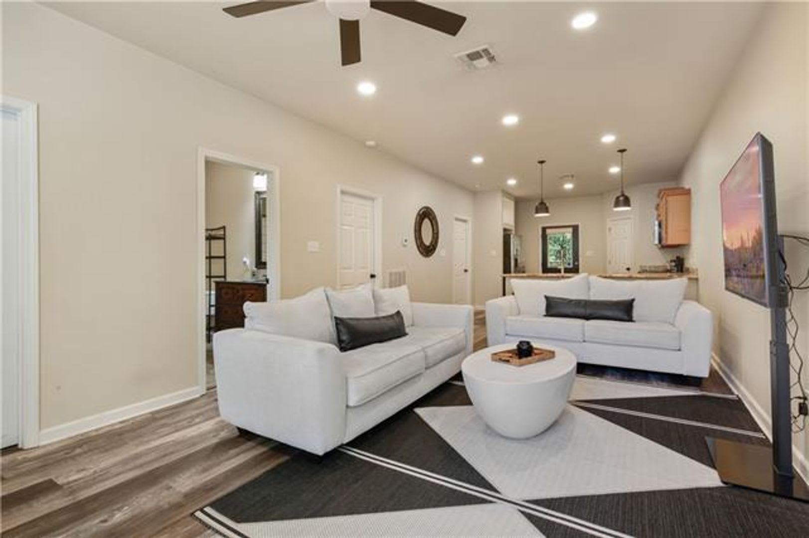 Townhouse in Olde Towne Slidell – photo 3
