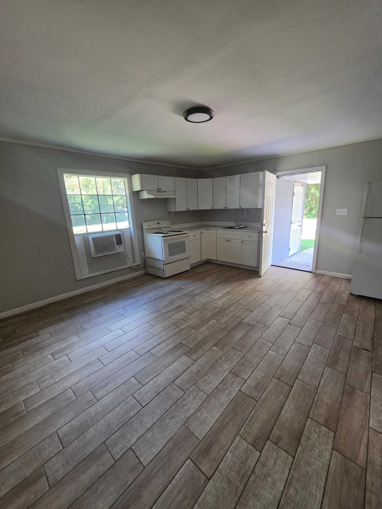 37168 6th Street – photo 4