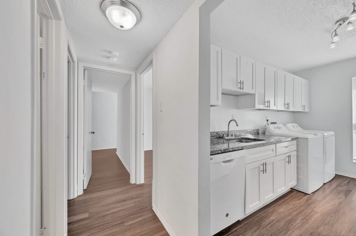 Aston Ridge Apartments – photo 4