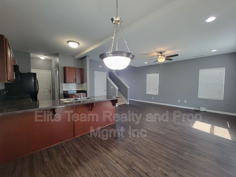 1349 Haestad Ct – photo 3