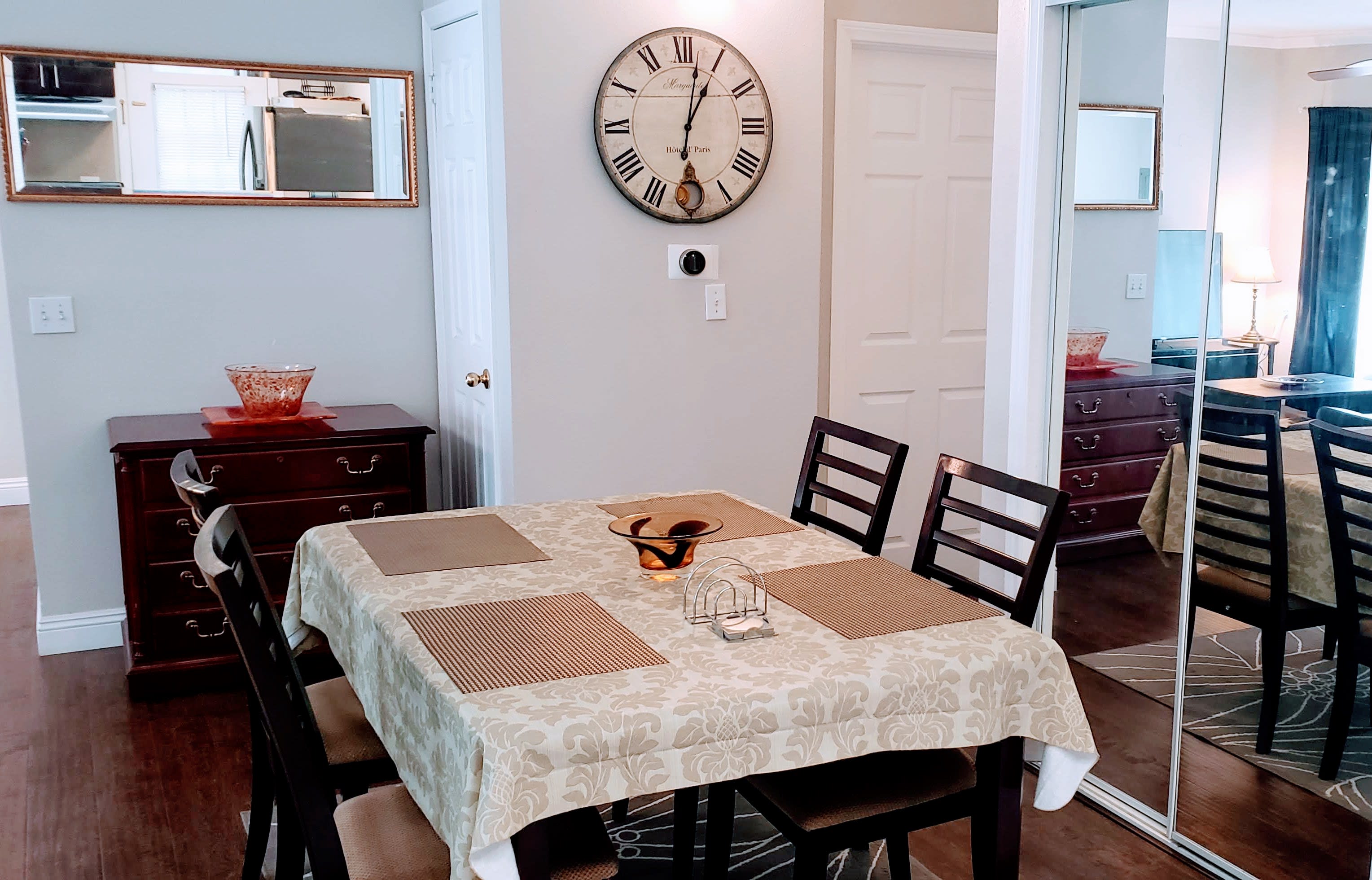 136 S San Marino Ave – photo 5