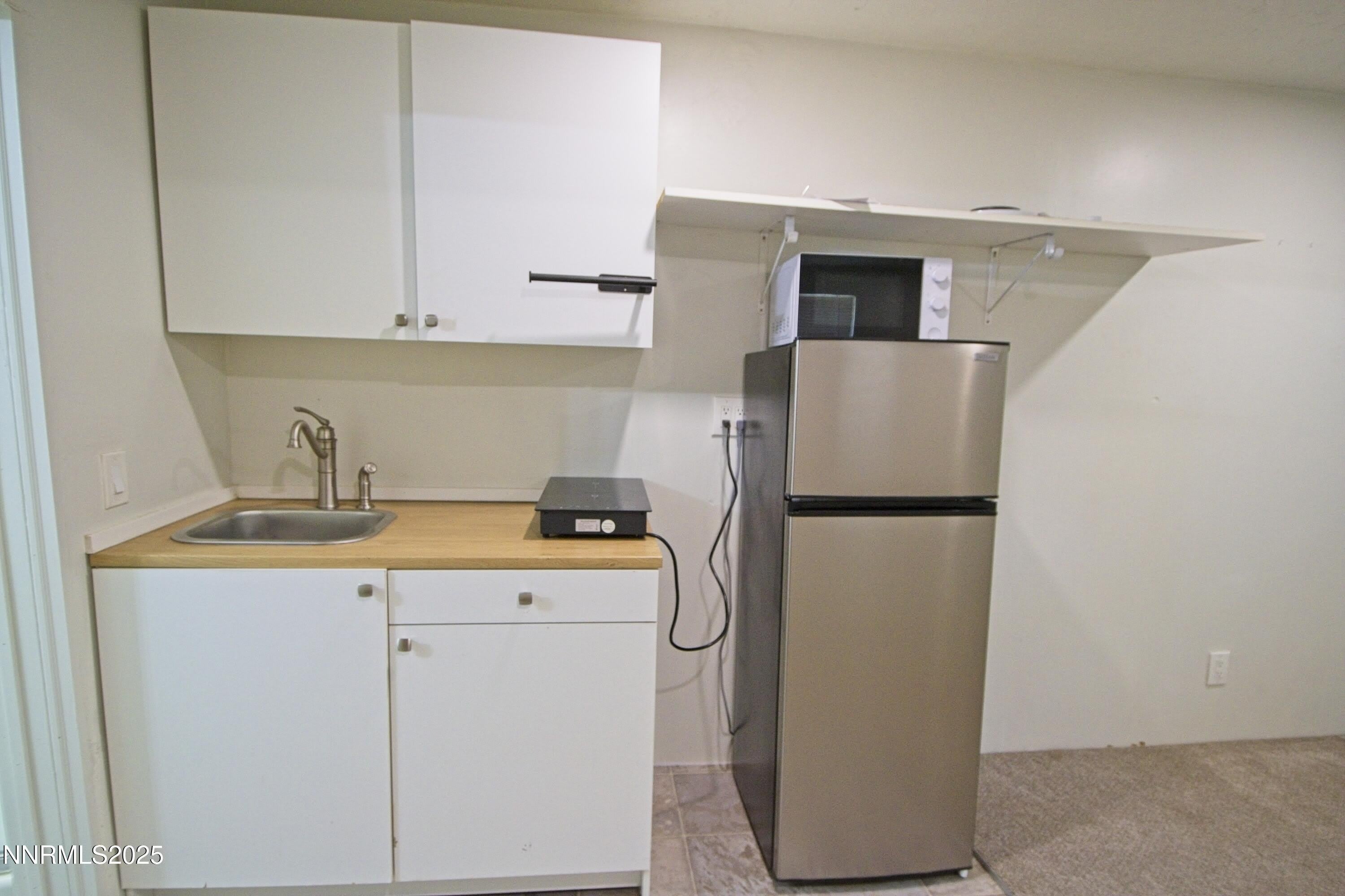 2065 1/2 Whitfield Way – photo 3
