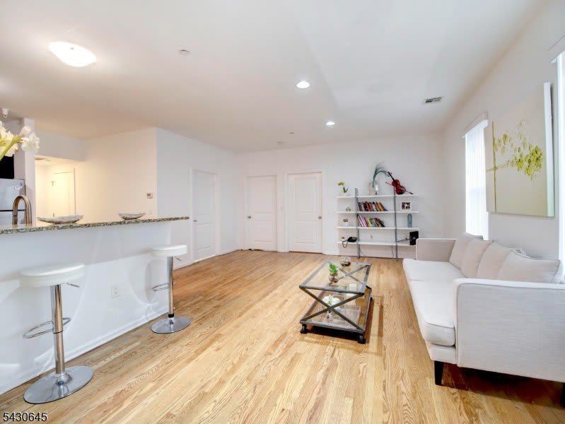 92 Willow St – photo 4