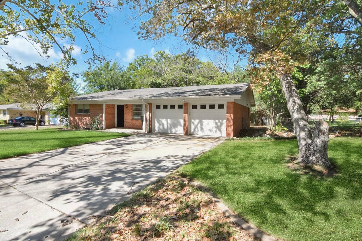 3306 East Dr – photo 2