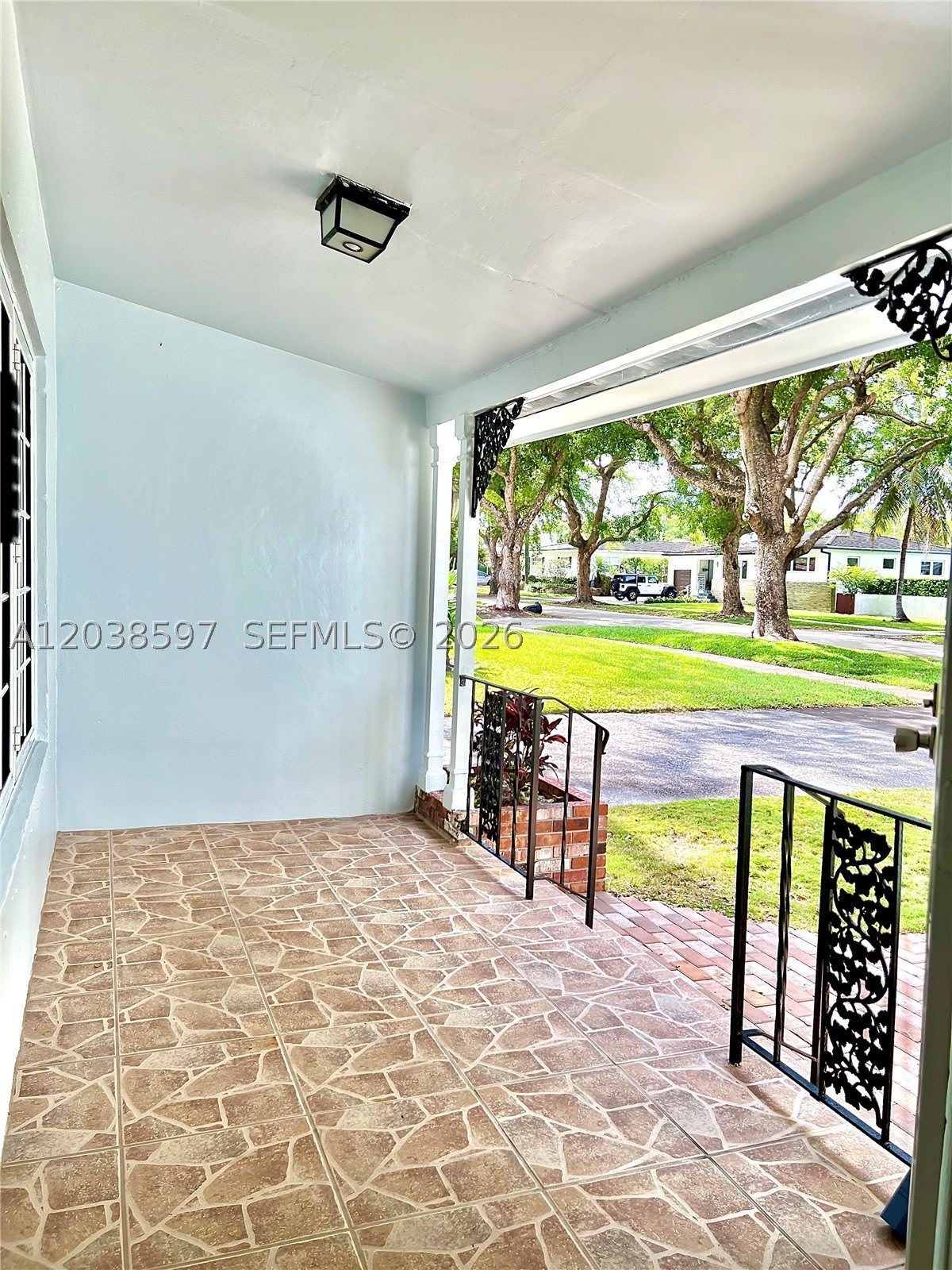 1506 Delgado Ave – photo 4