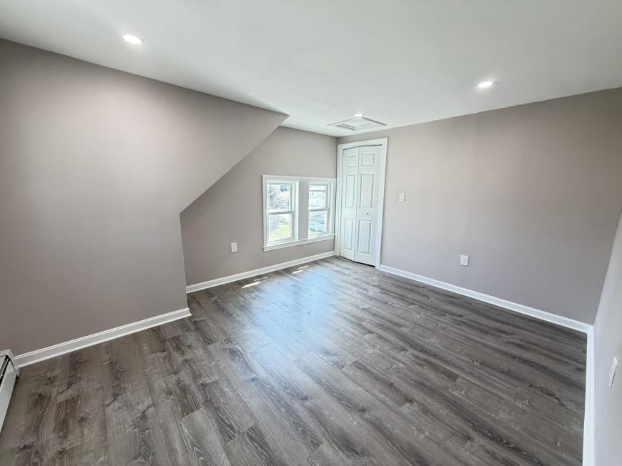 1 James St. – photo 2