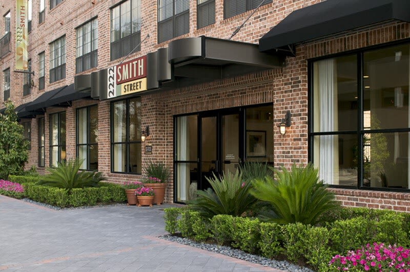 2222 Smith – photo 3