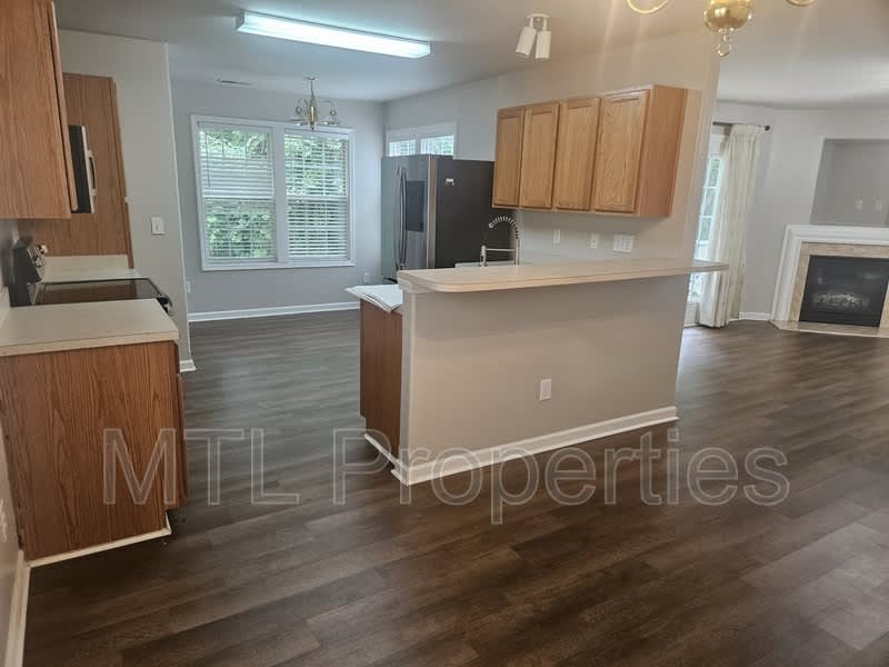 2604 Cochrane Drive – photo 5