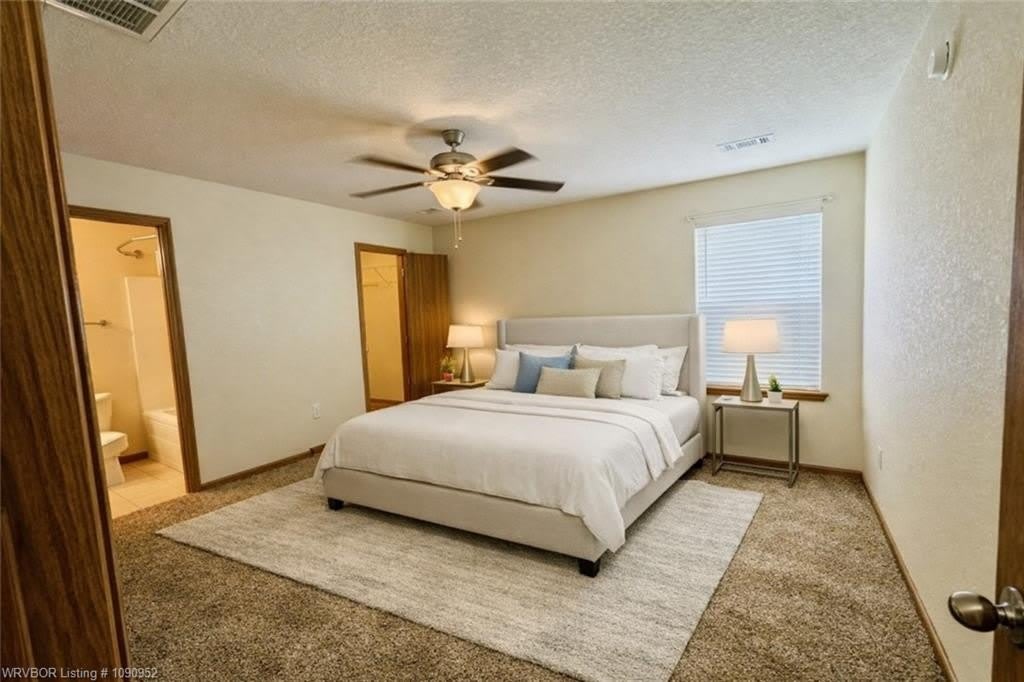 400 Apple Valley DR – photo 3