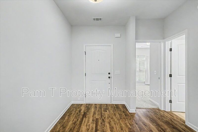 113 Exmoor Cir – photo 5