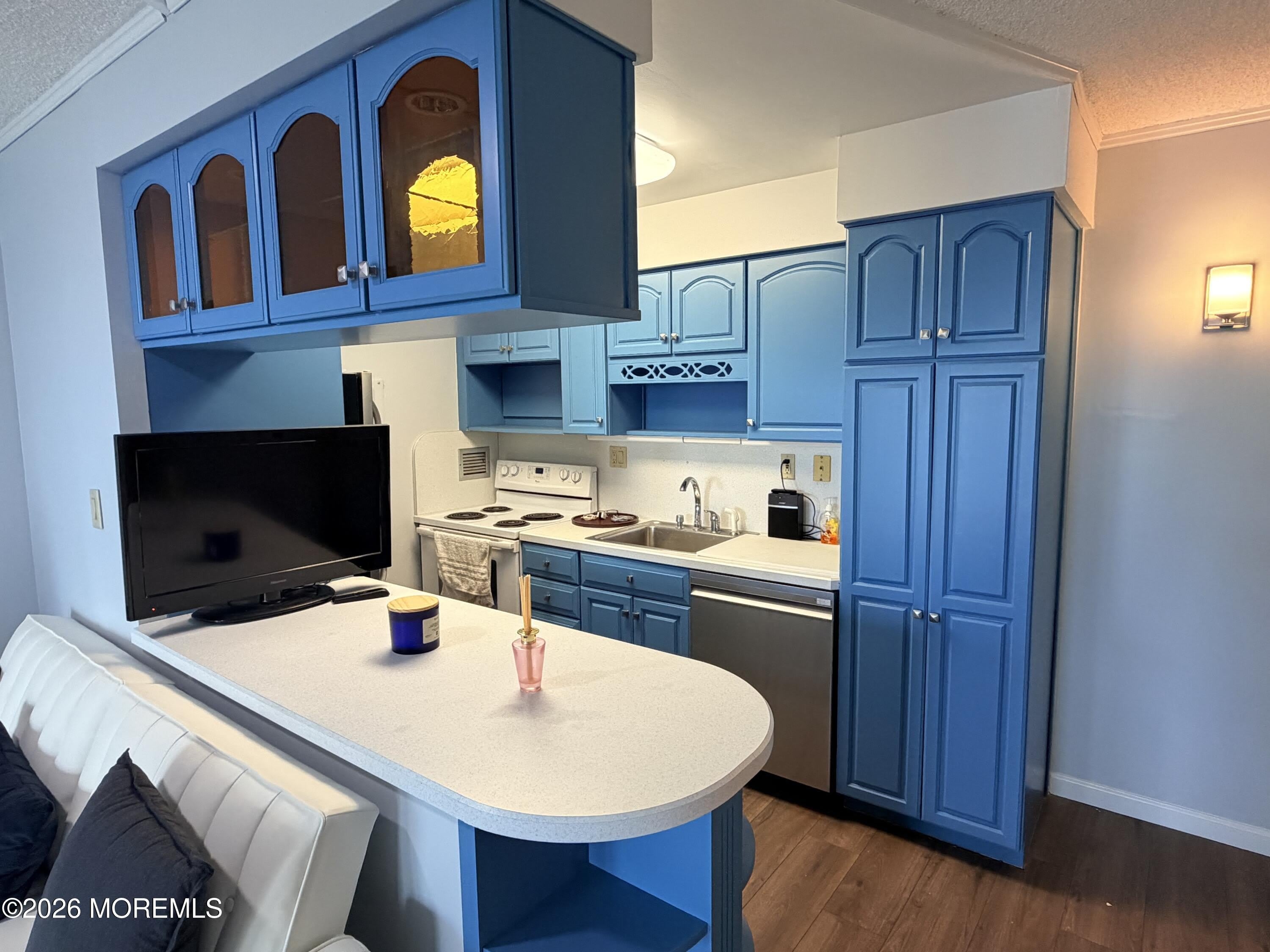 480 Ocean Avenue – photo 5