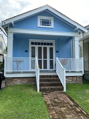 1212 GENERAL PERSHING Street – photo 1