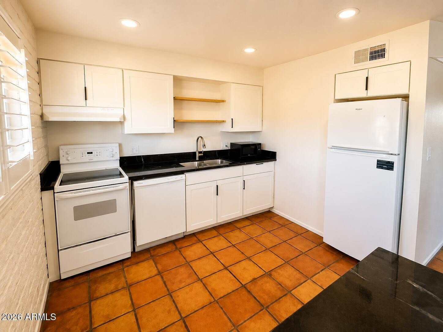 6735 N 16TH Street – photo 2