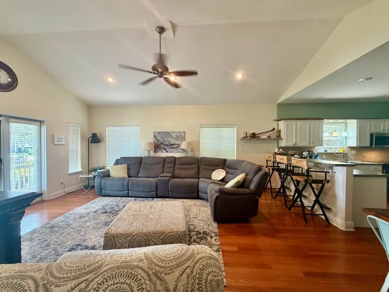 53 Maple Street – photo 3