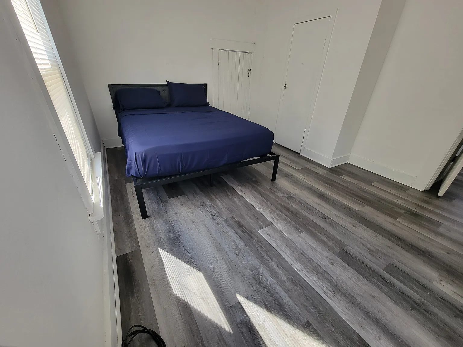 35 Burlington Ave – photo 5