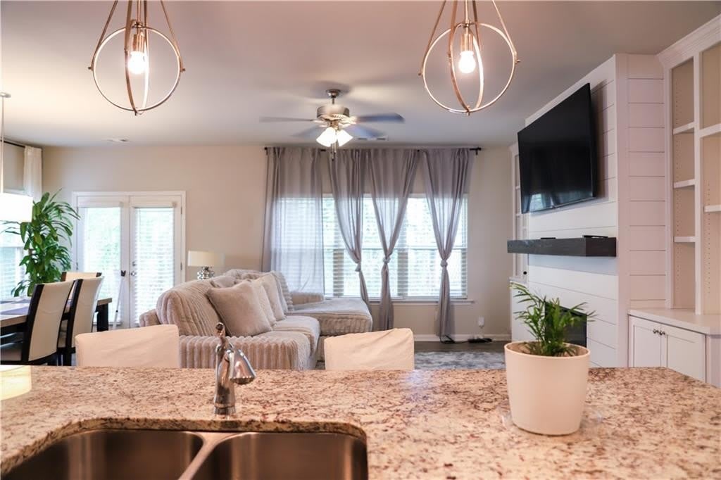 402 Mulberry Row Se – photo 5